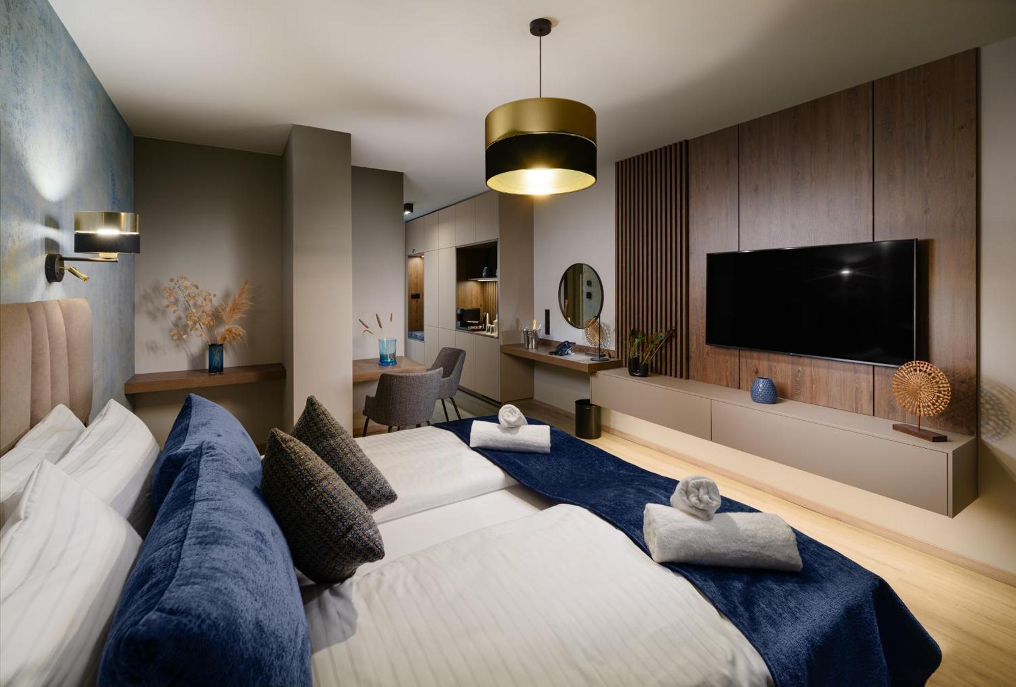 Infinity 4* Budapest