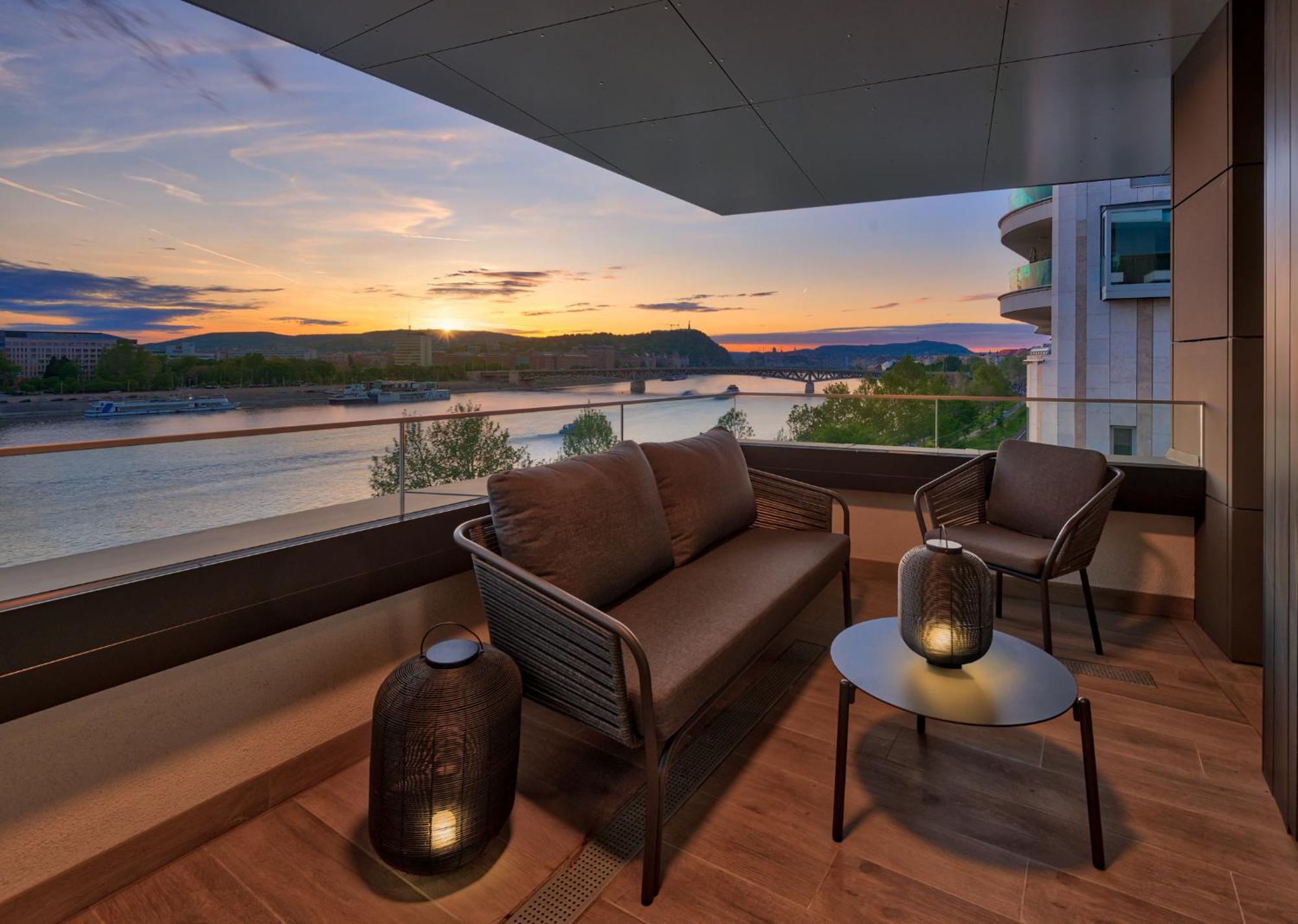 Infinity 4* Budapest