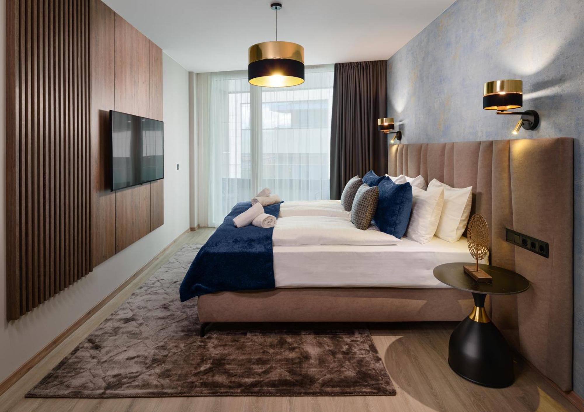 Hotel Infinity